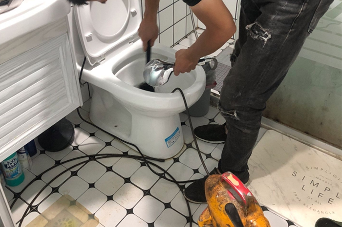 蒸湘疏通下水道